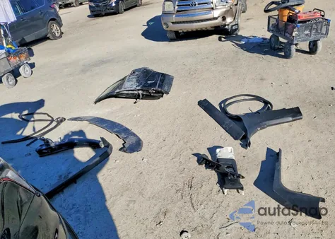 2021 Cadillac Xt5 Premium Luxury z USA, uszkodzony, nr VIN 1GYKNCRS2MZ227685